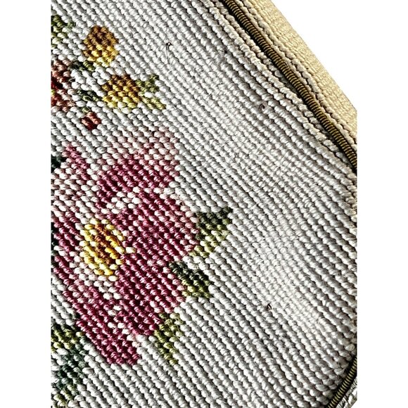 Vintage Needlepoint Floral Handbag Chain Handle Satin Lining - Picture 4 of 16